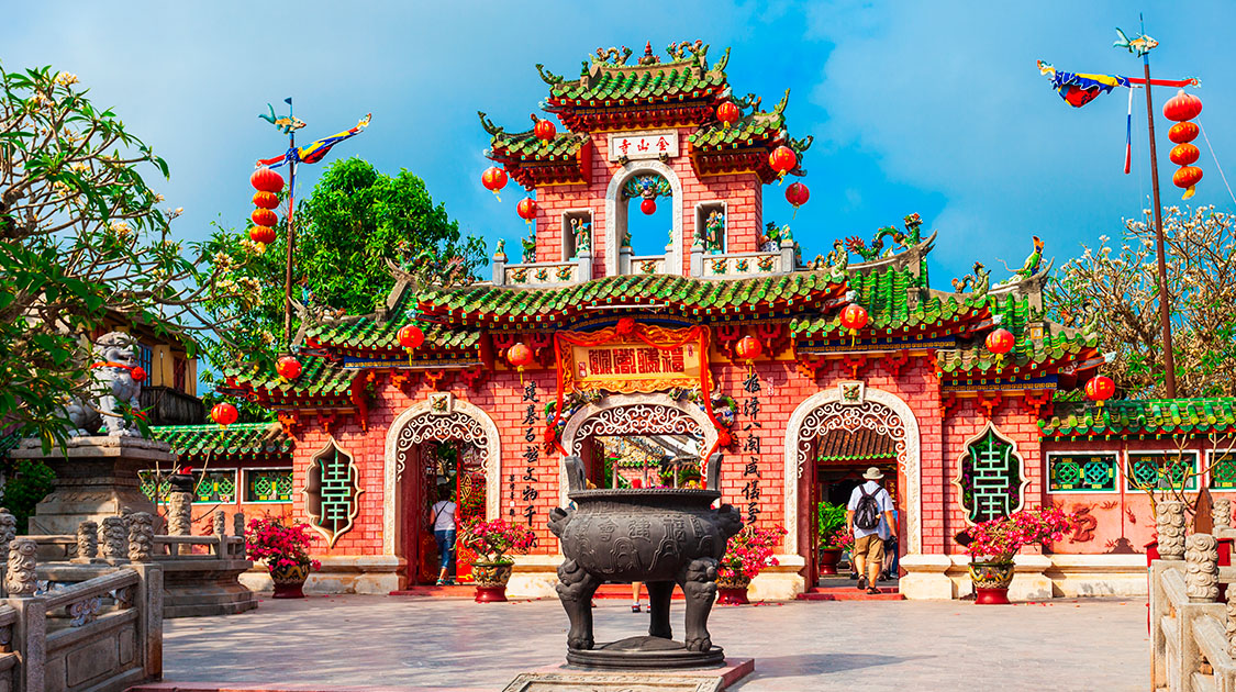 Traditional Chinese-style assembly hall in Hoi An Ancient Town